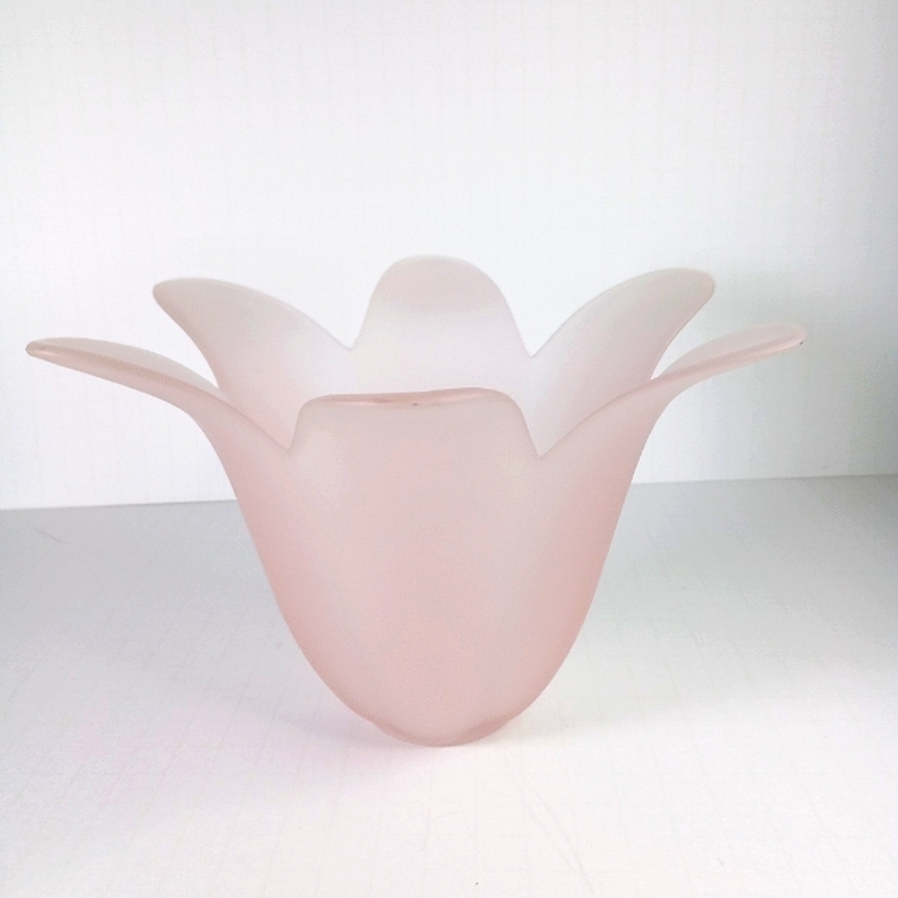 Flower Vase Bowl Satin Frosted Pink Tulip Art Glass 5" x 7 3/4"
